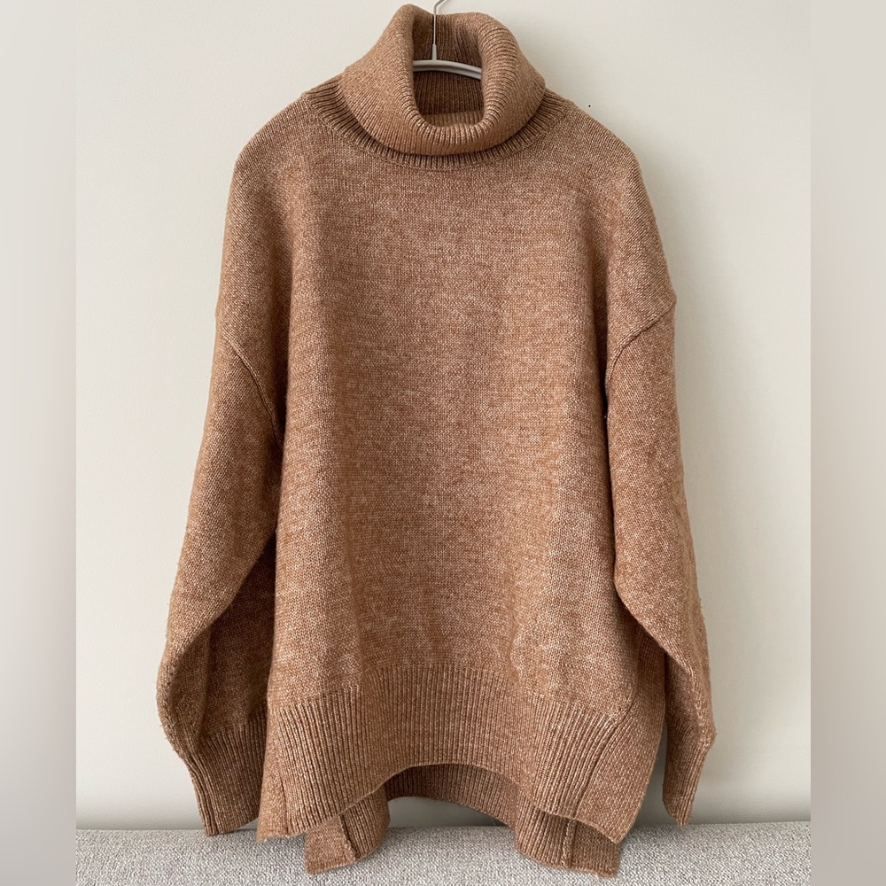 H&M Warm Brown Turtleneck Sweater Size XS
